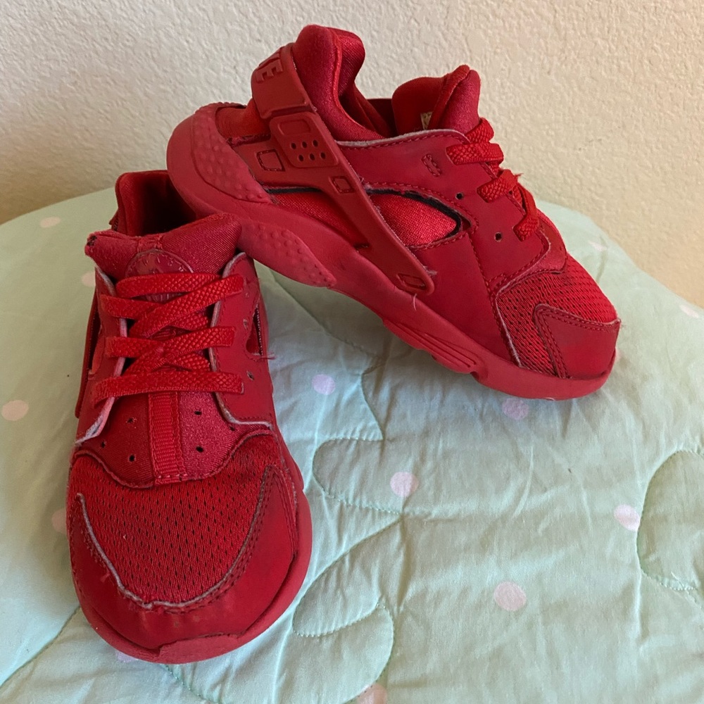 Nike Red Huarache Toddler size 10